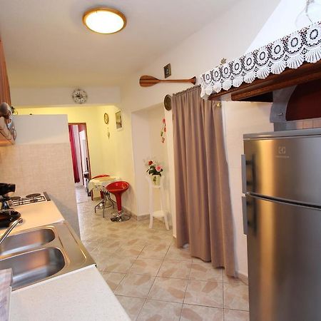Apartment Alba Ровинь Экстерьер фото