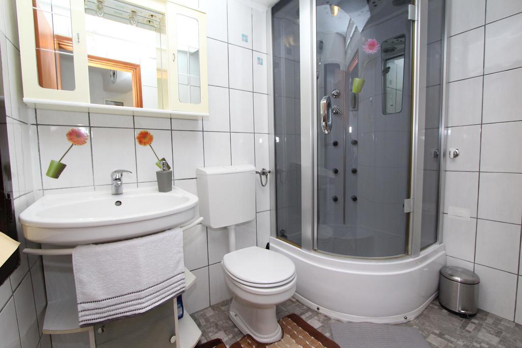Apartment Alba Ровинь Экстерьер фото