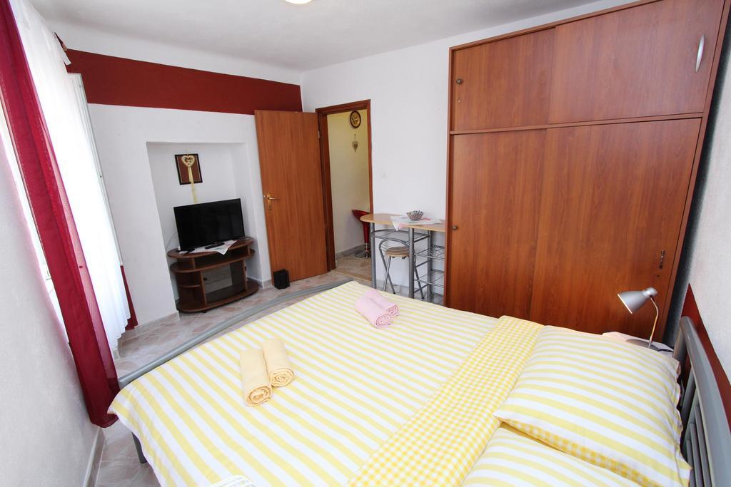 Apartment Alba Ровинь Экстерьер фото